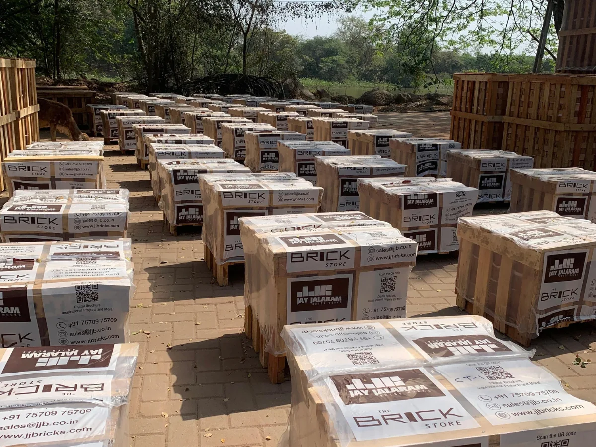 Use of farm grown wooden pallets