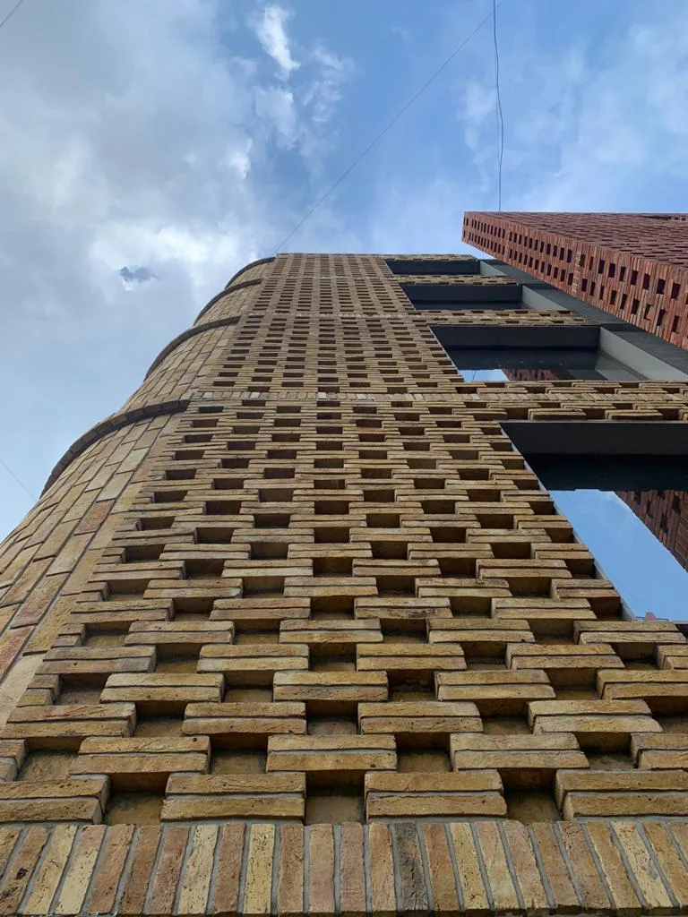 Commercial Building perspective 1