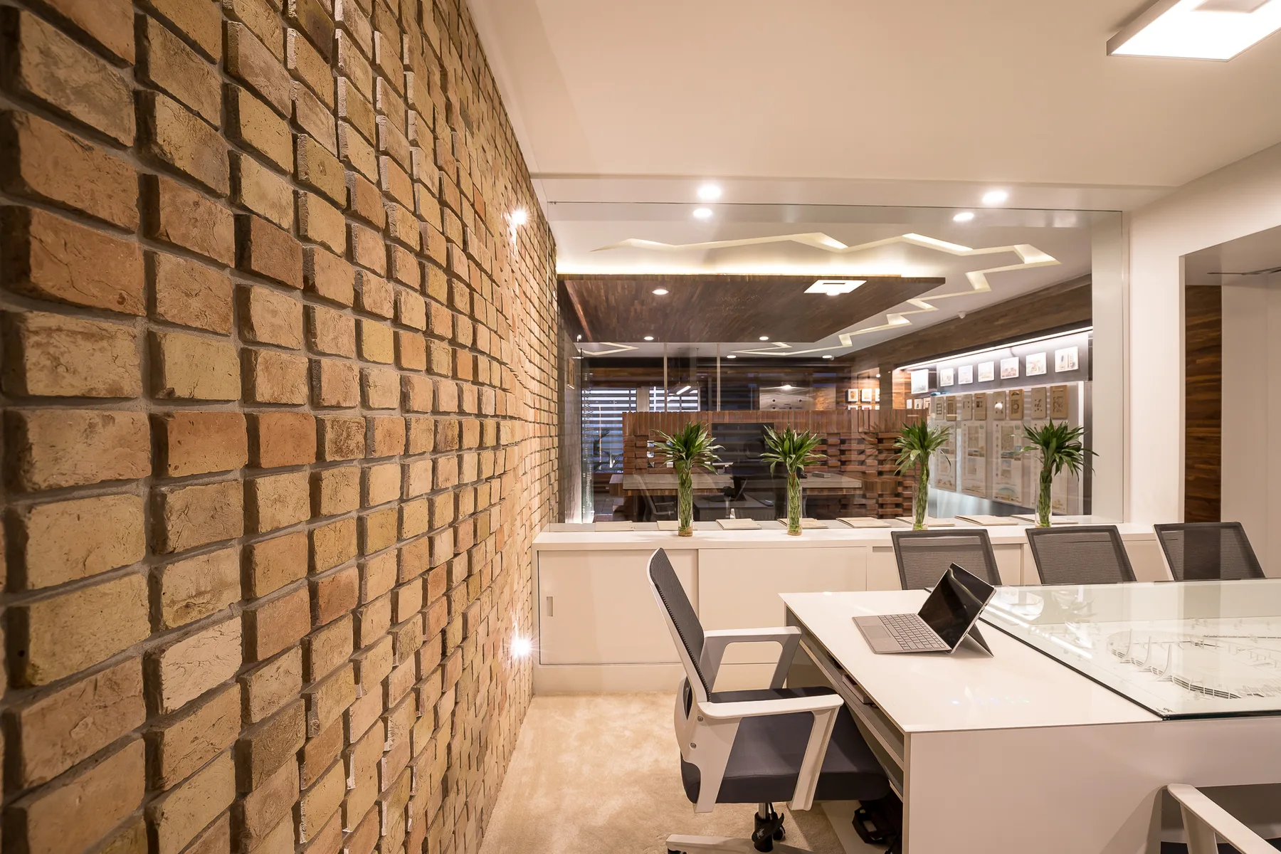 Office Interior perspective 4