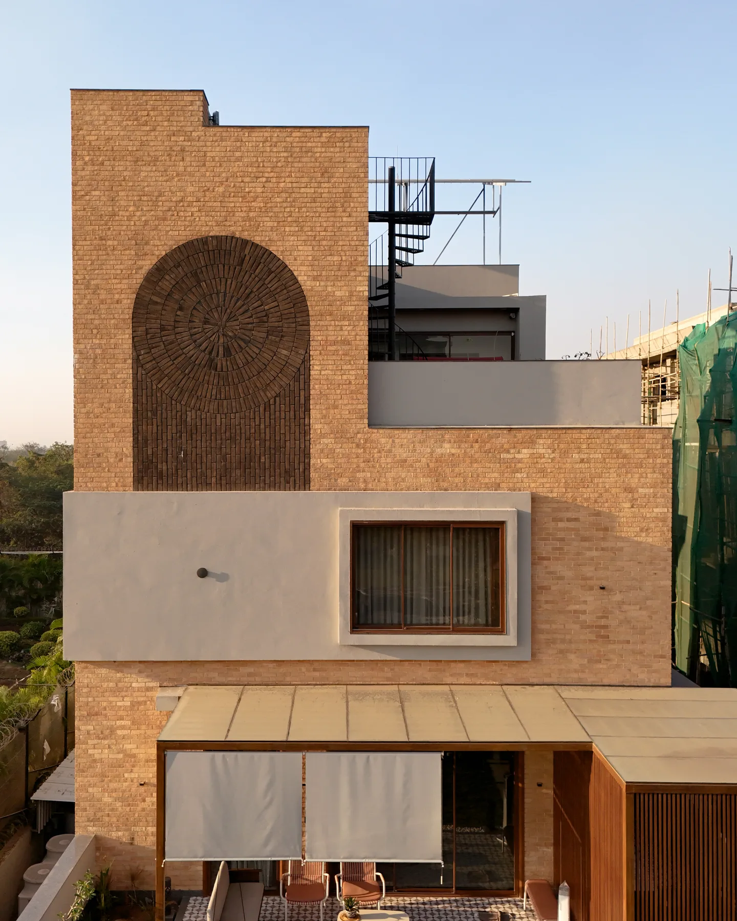Private Residential Façade perspective 1